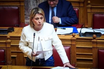 Χρ. Αλεξοπούλου για Γ. Παπανδρέου: Δήθεν Αχαιός που δεν κατάφερε να φτιάξει ούτε τον δρόμο για το χωριό του στο Καλέντζι