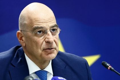 Νίκος Δένδιας: «Μόνο ο Αρχιεπίσκοπος δεν παίρνει τηλέφωνο για να μην υπηρετήσουν σε πλοία κληρωτοί ναύτες»