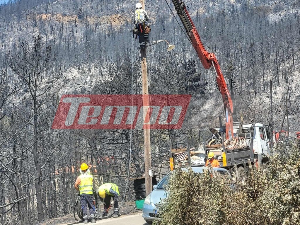 Το Tempo24.News στον Φενεό: Σε επιφυλακή για αναζωπυρώσεις οι πυροσβέστες –Η φωτιά έκαψε σπίτια και τεράστιες εκτάσεις δάσους (ΦΩΤΟ & BINTEO)