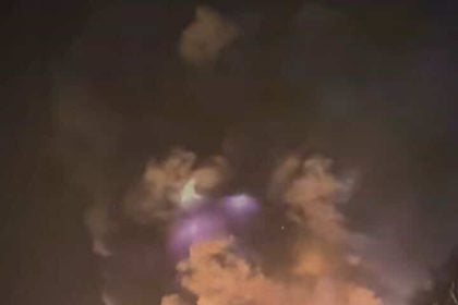 Κόλαση φωτιάς σε εργοστάσιο στο Αίγιο - Ήχησε το 112