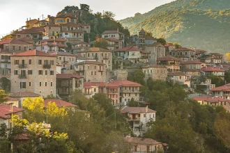 Με τα σημερινά όρια η δυνατότητα δόμησης για πάνω από 9 στους 10 οικισμούς με λιγότερους από 2.000 κατοίκους