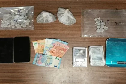 Τρεις συλλήψεις για διακίνηση ναρκωτικών- Κατασχέθηκε μισό κιλό ηρωίνης