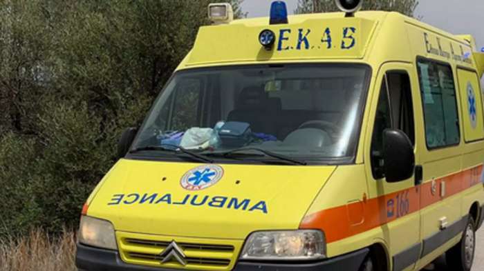 Πάτρα: Τοξικομανείς και περιθωριακοί κάνουν "πάρτι" στην Τριών Ναυάρχων-Σωριάζονται λιπόθυμοι ακόμη και δίπλα από την παιδική χαρά