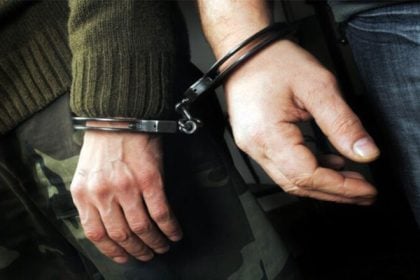 Ανήλικοι άρπαξαν αλυσίδα από λαιμό γυναίκας
