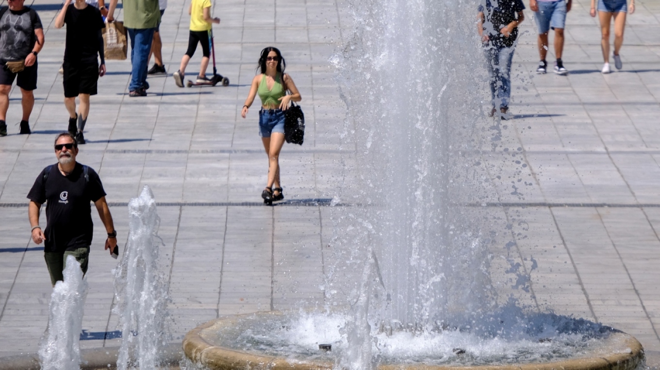 Μετά τα 40άρια έρχονται θυελλώδεις βοριάδες και αυξάνεται ο κίνδυνος πυρκαγιάς