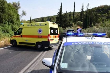 Χαλκιδική: Αυτοκίνητο «καρφώθηκε» πάνω σε οικογένεια – Νεκρός ο πατέρας