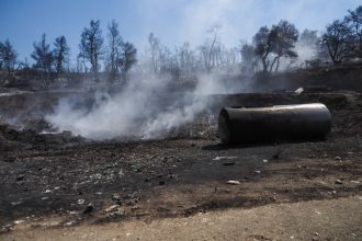 Φωτιά τώρα στην Πτολεμαΐδα – Χωρίς ενεργό μέτωπο σε Εύβοια, Σέρρες, Μεσσηνία, Λακωνία και Κύθηρα