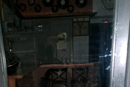 Πάτρα: Πήγε να αρπάξει τις εισπράξεις, αλλά βρέθηκε με χειροπέδες
