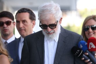 Πέτρος Φιλιππίδης: Προσφεύγει στον Άρειο Πάγο μετά την καταδίκη του για τις 2 απόπειρες βιασμού