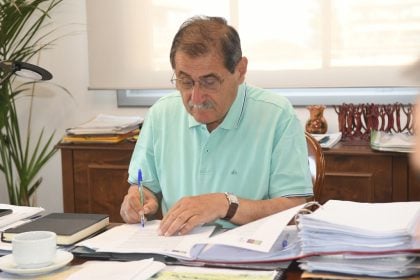 Δήμος Πατρέων: Υπεγράφη η σύμβαση για την κατασκευή και διαμόρφωση της πλατείας Ωκεανίδων, στην παραλία Προαστείου