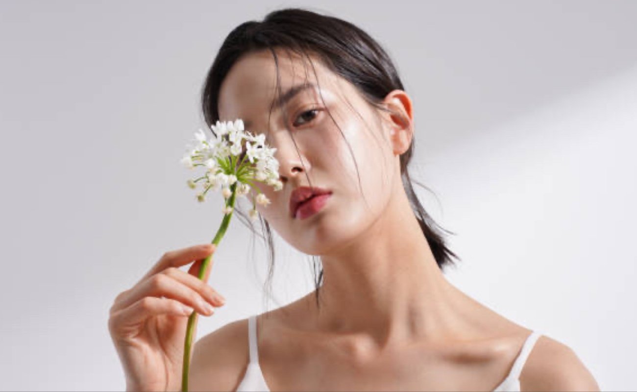 Το κορεάτικο beauty hack που μειώνει το πρήξιμο σε λίγα λεπτά