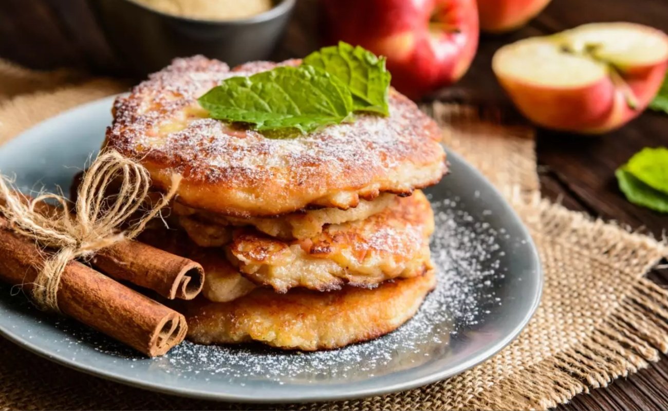Νόστιμα Pancakes με Μήλο και Κανέλα