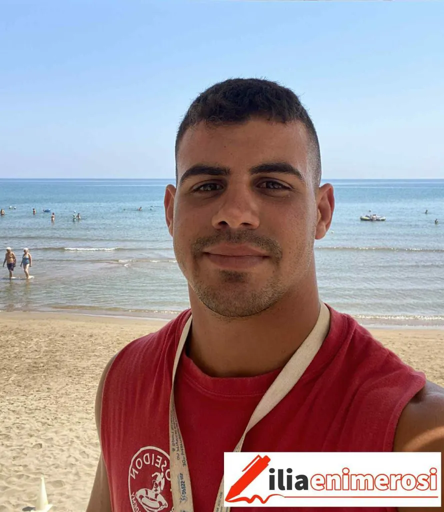 Κατάκολο: Ναυαγοσώστης φύλακας-άγγελος επανέφερε στη ζωή τρίχρονο κοριτσάκι