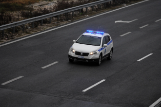 Μεγαλόπολη: Άφαντος άνδρας με καραμπίνα που είχε ταμπουρωθεί στο σπίτι του