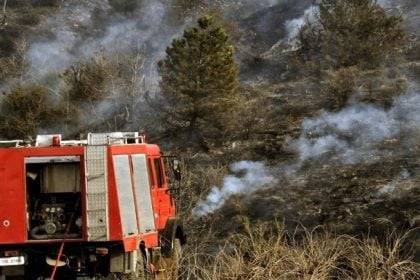 Απαγόρευση κυκλοφορίας την Παρασκευή σε περιοχές της Πάτρας για τον κίνδυνο πυρκαγιάς