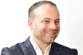 O Θέμης Μπάκας για την 51η επέτειο αποκατάστασης της δημοκρατίας στη χώρα