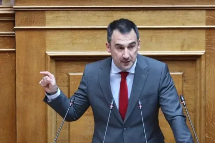  Χαρίτσης: Απαιτούμε από τον πρωθυπουργό να αποπεμφθεί ο κ. Φλωρίδης