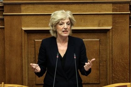 Σία Αναγνωστοπούλου: Παρέμβαση για το νοσοκομείο "Άγιος Ανδρέας" - «Άμεση αντιμετώπιση των κινδύνων μετά τις επαναλαμβανόμενες πυρκαγιές»