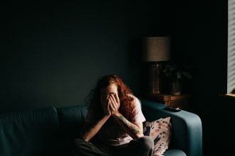 Γιατί ξυπνάμε το πρωί και νιώθουμε κουρασμένοι;