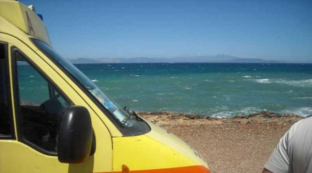 Μυστήριο με το νεκρό κοριτσάκι σε παραλία στο Παλαιό Φάληρο - Φορούσε μαγιό αλλά όχι μπρατσάκια - Δεν έχει δηλωθεί καμία εξαφάνιση...