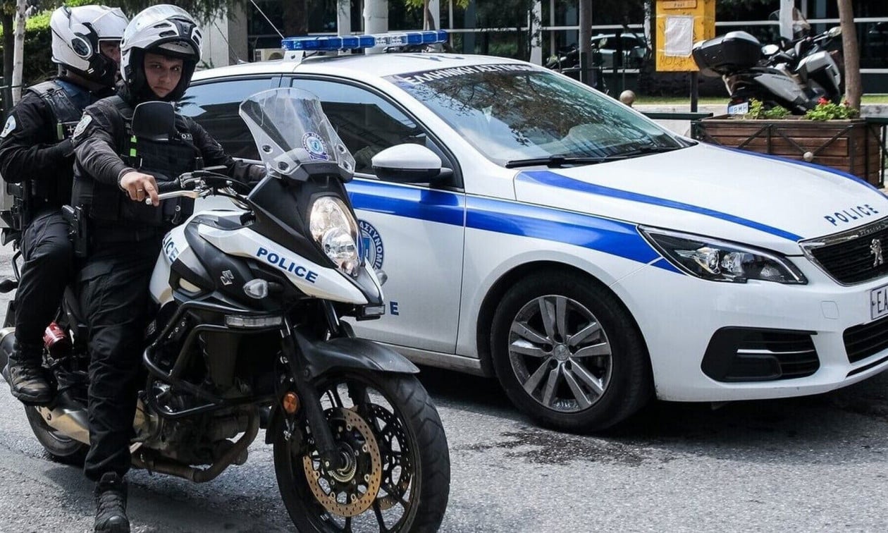  Έδειραν και λήστεψαν 52χρονο αφού πρώτα τον εξανάγκασαν να χορέψει