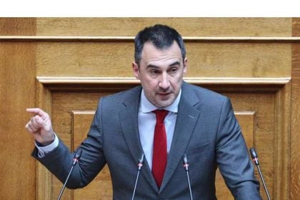 Χαρίτσης: Άθλια παράσταση η διαδικασία παραπομπής του Καραμανλή στο Δικαστικό Συμβούλιο