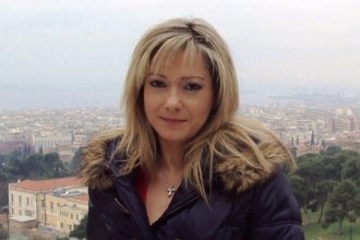 Πέθανε η δημοσιογράφος Ντίνα Παππά - Είχε χάσει σε τροχαίο το μοναχοπαιδί της προ μηνών
