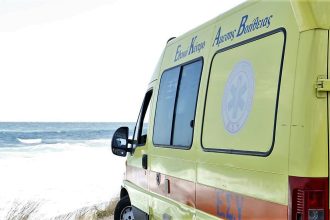 Πάτρα: Έσωσαν λουόμενο από πνιγμό