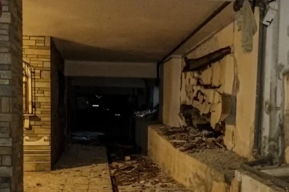 Ισχυρή έκρηξη, τα ξημερώματα, σε πολυκατοικία στη Θεσσαλονίκη – Μεγάλες καταστροφές σε γύρω κτίρια - Εξετάζεται ενδεχόμενο τρομοκρατικού χτυπήματος