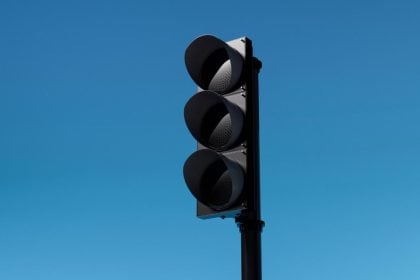 Προσοχή: Κεντρική διασταύρωση της Πάτρας χωρίς φανάρια για 4η ημέρα!