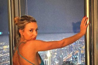 «Χαμός» σε σχόλια με την Γαρυφαλλιά Καληφώνη - Την «έκραξαν» για πλαστικές επεμβάσεις κι αυτή απάντησε