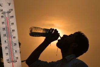 Έρχεται καύσωνας διαρκείας από την Κυριακή - "Καμίνι" η χώρα με 43άρια!
