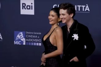 Η Κάιλι Τζένερ κάνει το επόμενο βήμα στη σχέση της με τον Τιμοτέ Σαλαμέ