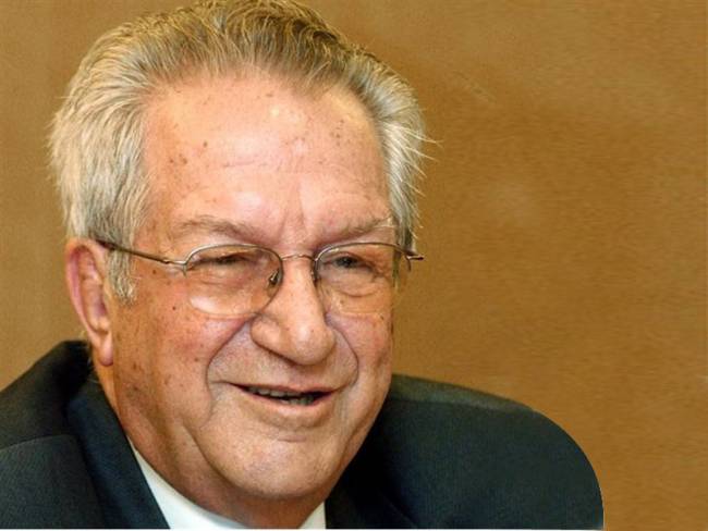Ολοι μαζί τα φάγαμε