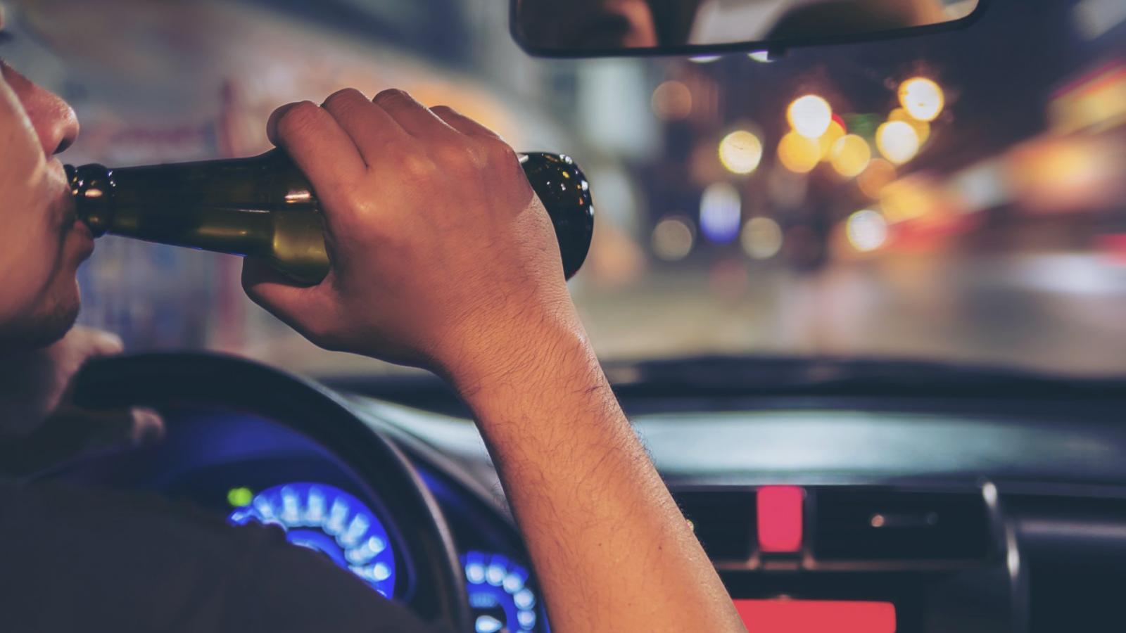 Δυτ. Ελλάδα: Τα ήπιε και βγήκε βόλτα με το ΙΧ