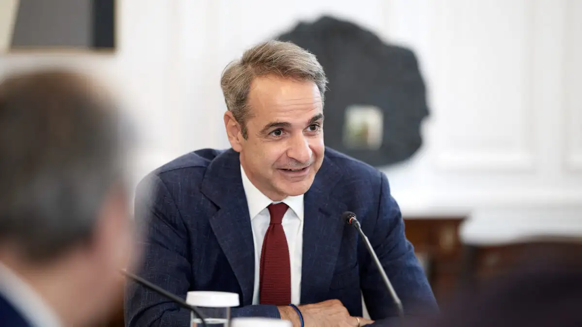 Πυρετός συσκέψεων για Μητσοτάκη τον Αύγουστο – Αντιστροφή του κλίματος και ΔΕΘ στο επίκεντρο