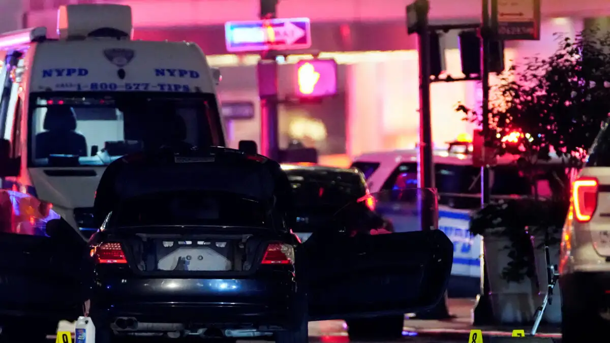 Νέα Υόρκη: Ένοπλος εισέβαλε σε ουρανοξύστη στο Μανχάταν και σκότωσε 4 ανθρώπους πριν αυτοκτονήσει ΦΩΤΟ-ΒΙΝΤΕΟ