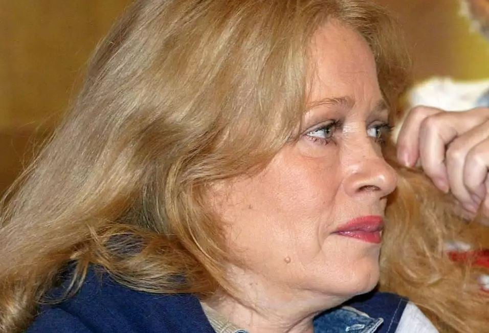 Νόρα Βαλσάμη: «Δεν έχω λεφτά, παίρνω 500 ευρώ – Δεν φτάνουν ούτε για νερά και καφέδες»