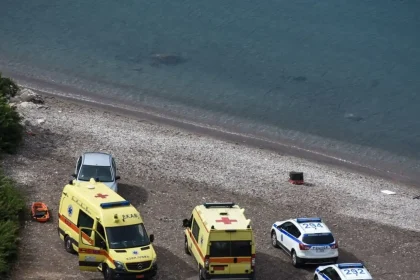 Θρίλερ με την ταυτότητα της νεκρής 3χρονης στην παραλία στο Παλαιό Φάληρο - Τι εξετάζουν οι Αρχές