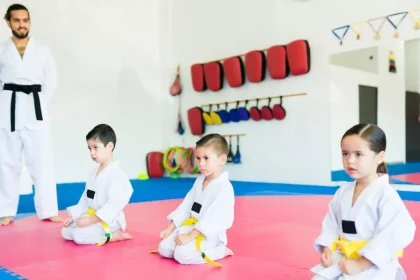 «Να στείλω το παιδί μου να μάθει πολεμικές τέχνες για αυτοάμυνα;»
