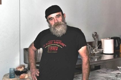 Ανατροπή: Σε δίκη παραπέμπονται τελικά ο Κ. Πολυχρονόπουλος, η μητέρα και ο γαμπρός του - Κατηγορούνται για σύσταση συμμορίας και ξέπλυμα μαύρου χρήματος