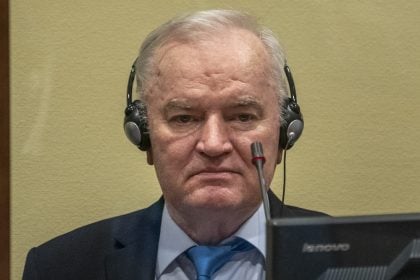 Χάγη: Παραμένει στη φυλακή ο Μλάντιτς - Απορρίφθηκε το αίτημα αποφυλάκισης του πρώην ηγέτη των Σερβοβοσνίων