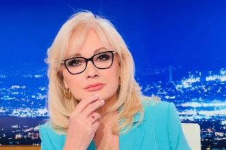 Έκτακτη εκπομπή από την Αγγελική Νικολούλη και το «Φως στο Τούνελ» μετά τη σύλληψη Μουρτζούκου