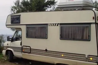 Πάτρα: "Άδειασαν" τροχόσπιτο Αυστριακών τουριστών