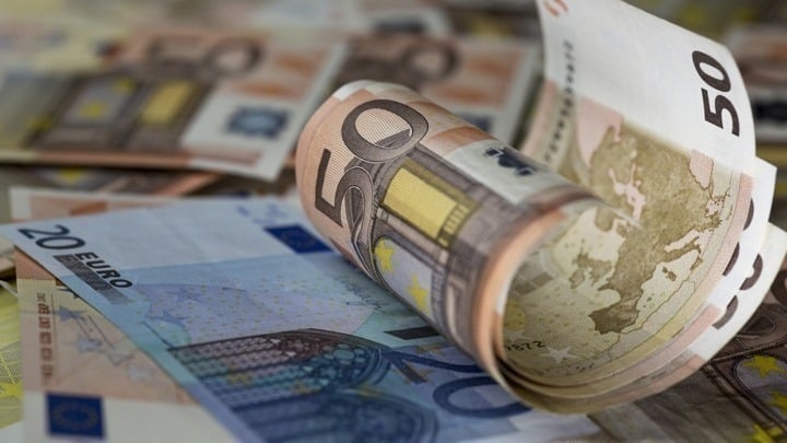 Ενισχύσεις έως 200.000 ευρώ σε μικρομεσαίους για αύξηση των εξαγωγών