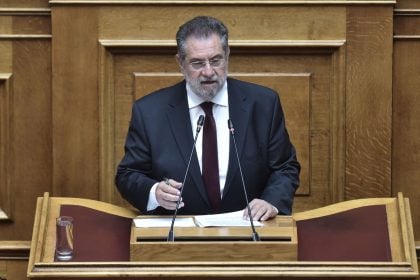 Ανδρέας Παναγιωτόπουλος: Ερώτηση στον υπουργό Υποδομών για τον Προαστιακό Πάτρας