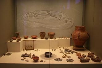 Εθνικό Αρχαιολογικό Μουσείο: Παρουσιάζει ένα από τα μεγαλύτερα χάλκινα αγγεία του αρχαίου κόσμου