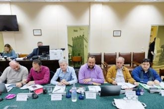 «Πάτρα, Σπουδαία και Πάλι»: Πώς η ιστορική ευκαιρία της Πάτρας μετατρέπεται σε υπόθεση αδιαφάνειας, κομματικού αυταρχισμού και θεσμικού εμπαιγμού