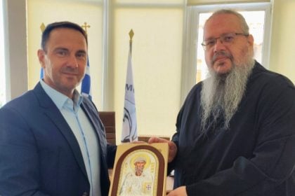 Ο Μητροπολίτης Λαρίσης και Τυρνάβου κ.κ. Ιερώνυμος στον Δήμο Ζαχάρως