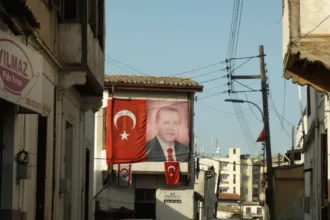 Εκτοπισμένοι πρόσφυγες οι Ελληνοκύπριοι που συνελήφθησαν στα Κατεχόμενα για δήθεν κατασκοπεία, ανήμερα της επετείου του Αττίλα και της επίσκεψης Ερντογάν